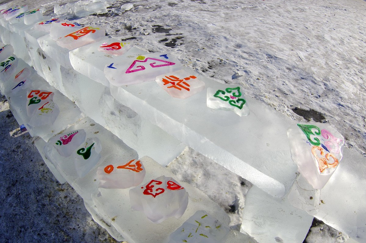 走进都市的鄂伦春