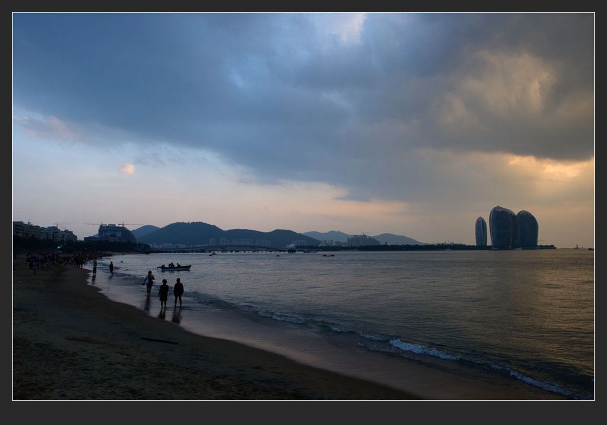 三亚湾暮色