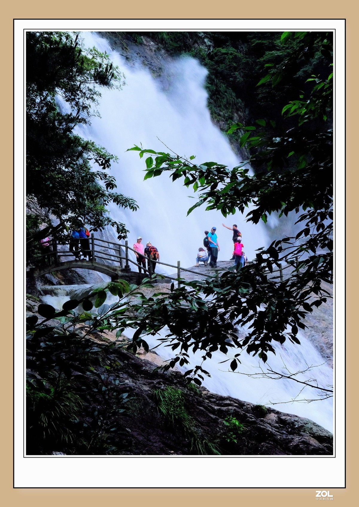 天柱山大峡谷瀑布