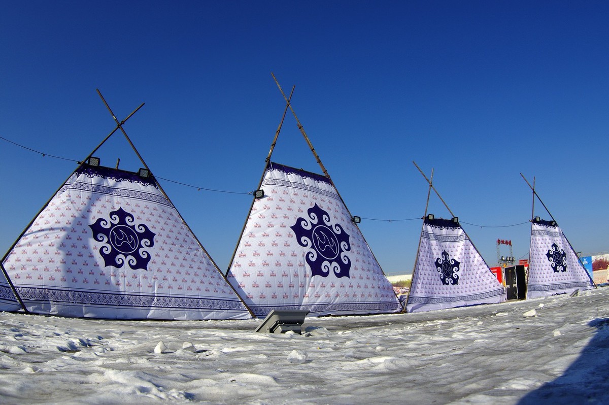 走进都市的鄂伦春