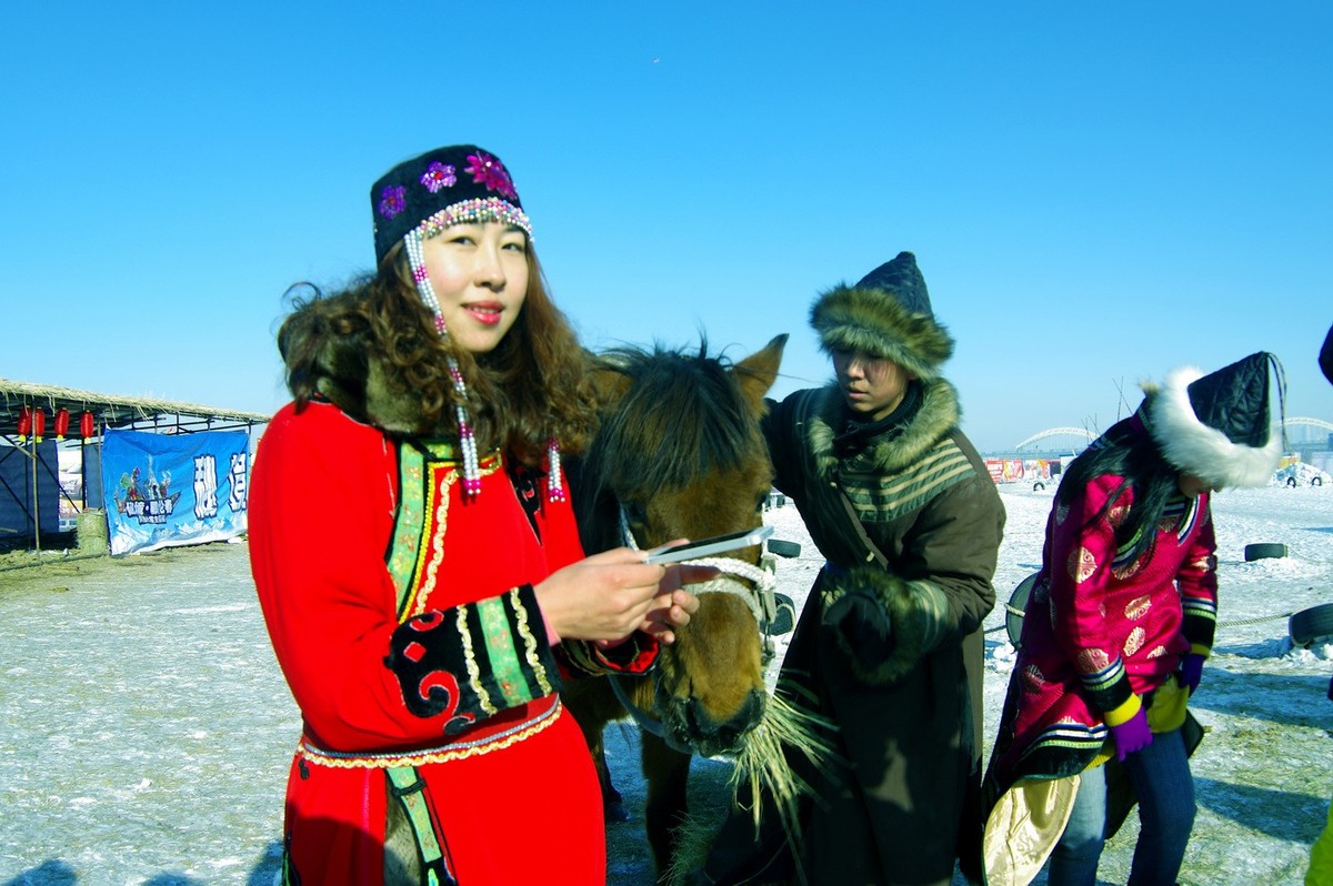 走进都市的鄂伦春