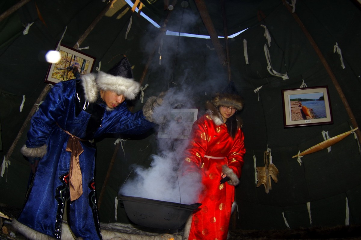 走进都市的鄂伦春