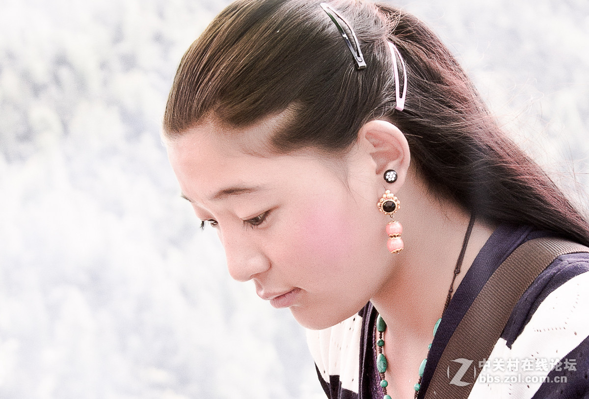 川西掠影之二十五20140928壮美雅拉雪山美丽藏族姑娘