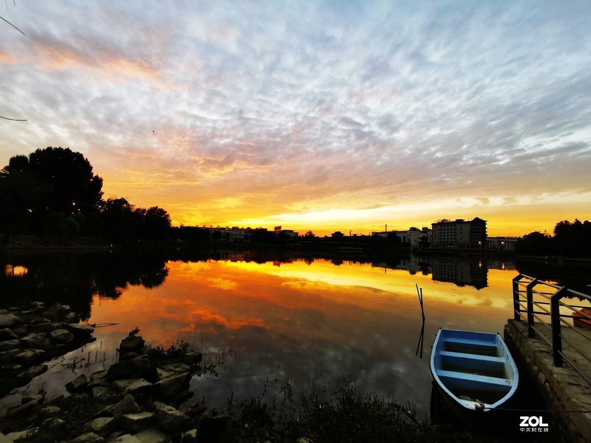 淄博淄川留仙湖、文昌湖湖边即景