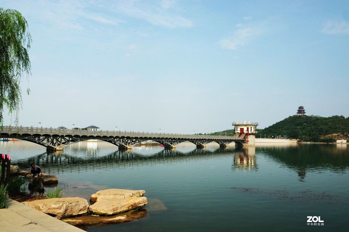 淄博淄川留仙湖、文昌湖湖边即景