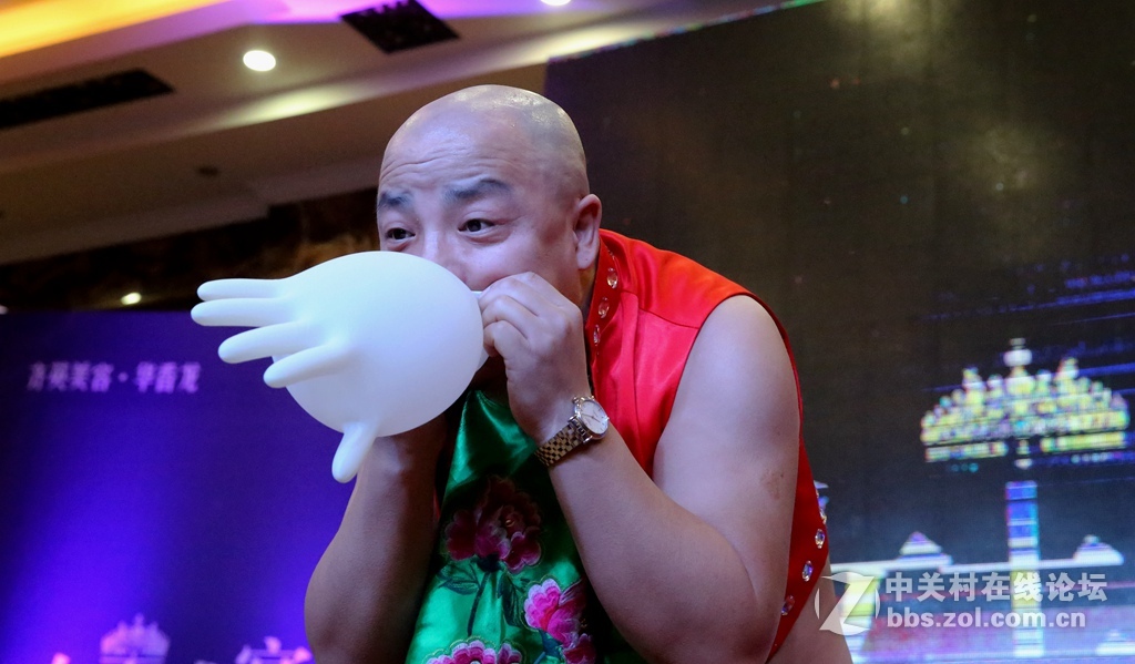 绝活二人转----鼻碎橡胶手套