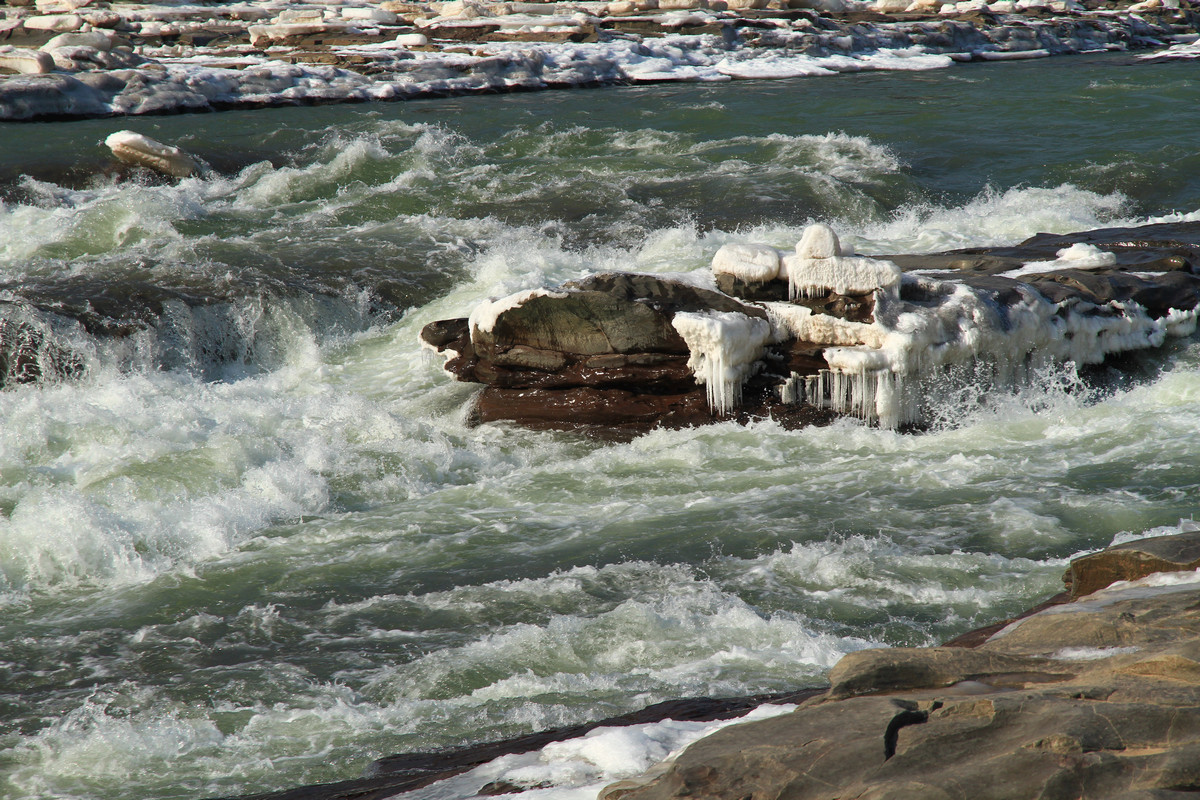 冬拍壶口——祝7D星空(中国)的老师、好友新年快乐！