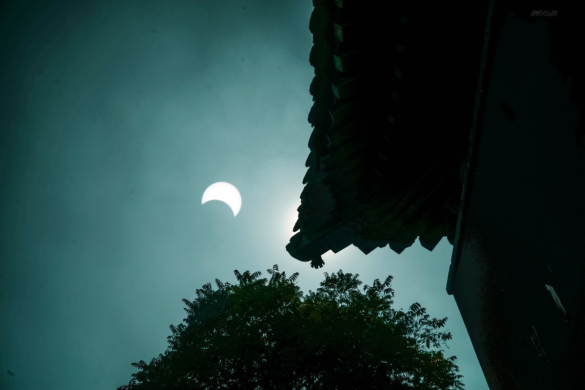 日偏食记录二次曝光