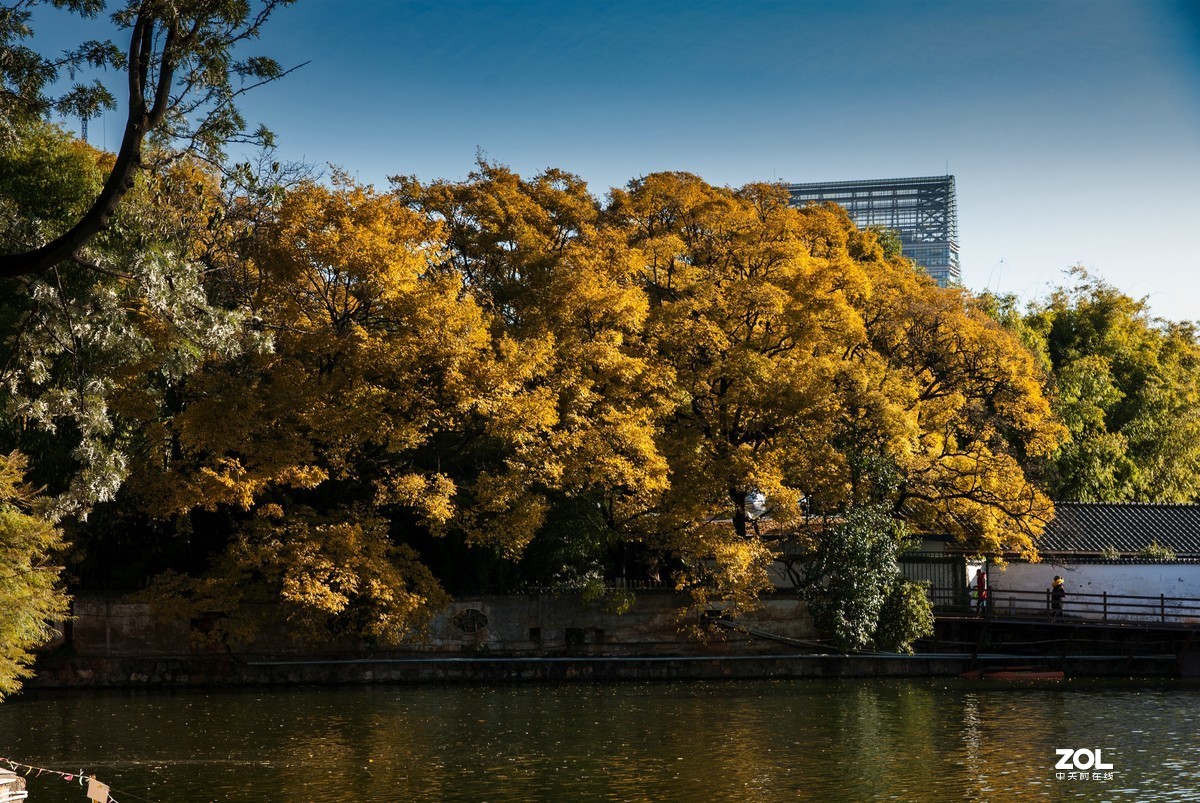 现在还有人用k200d拍照吗？