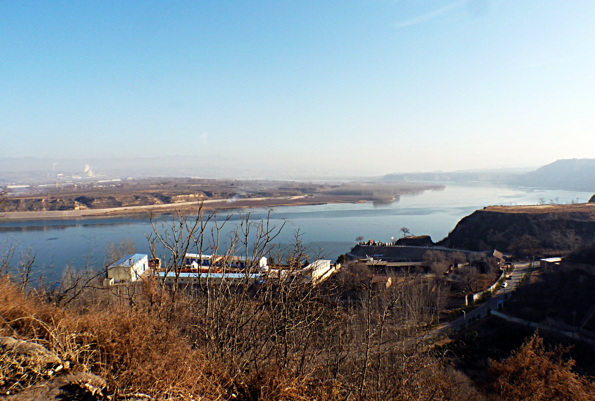 元旦三門峽黃河公園拍