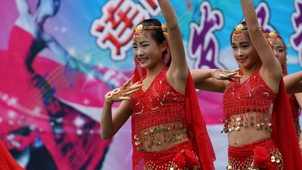 校园内文艺演出