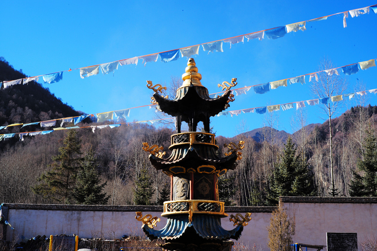 记录青海七里寺