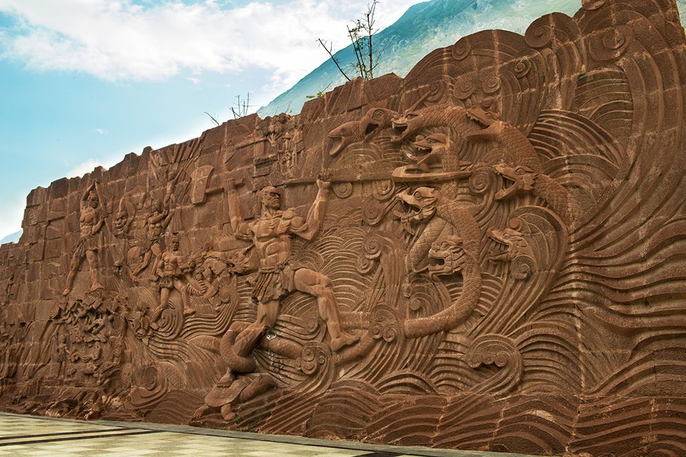 汶川大禹铜雕和大禹治水大型浮雕墙