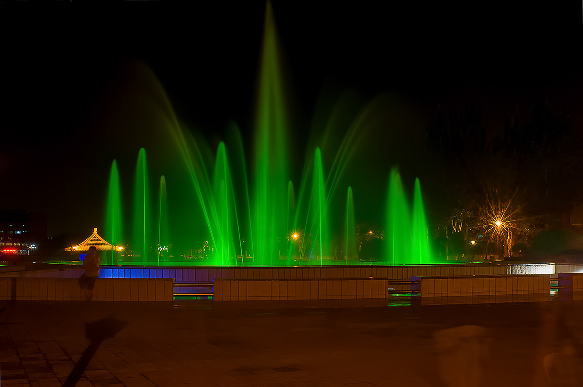 天津大学北洋广场夜色小景