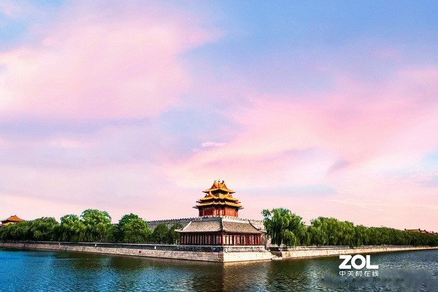 魔法换天巧夺天工的手机图像处理工具