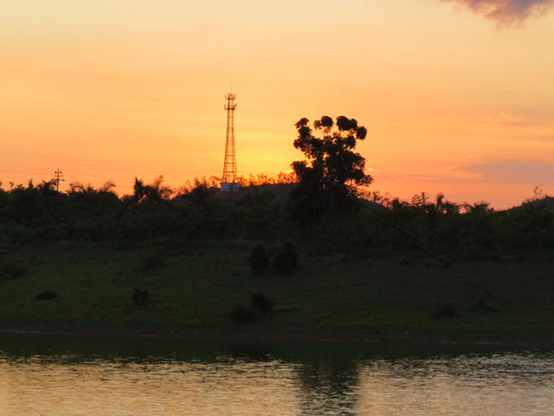 揪住几缕霞光织锦裳 ( 二 )