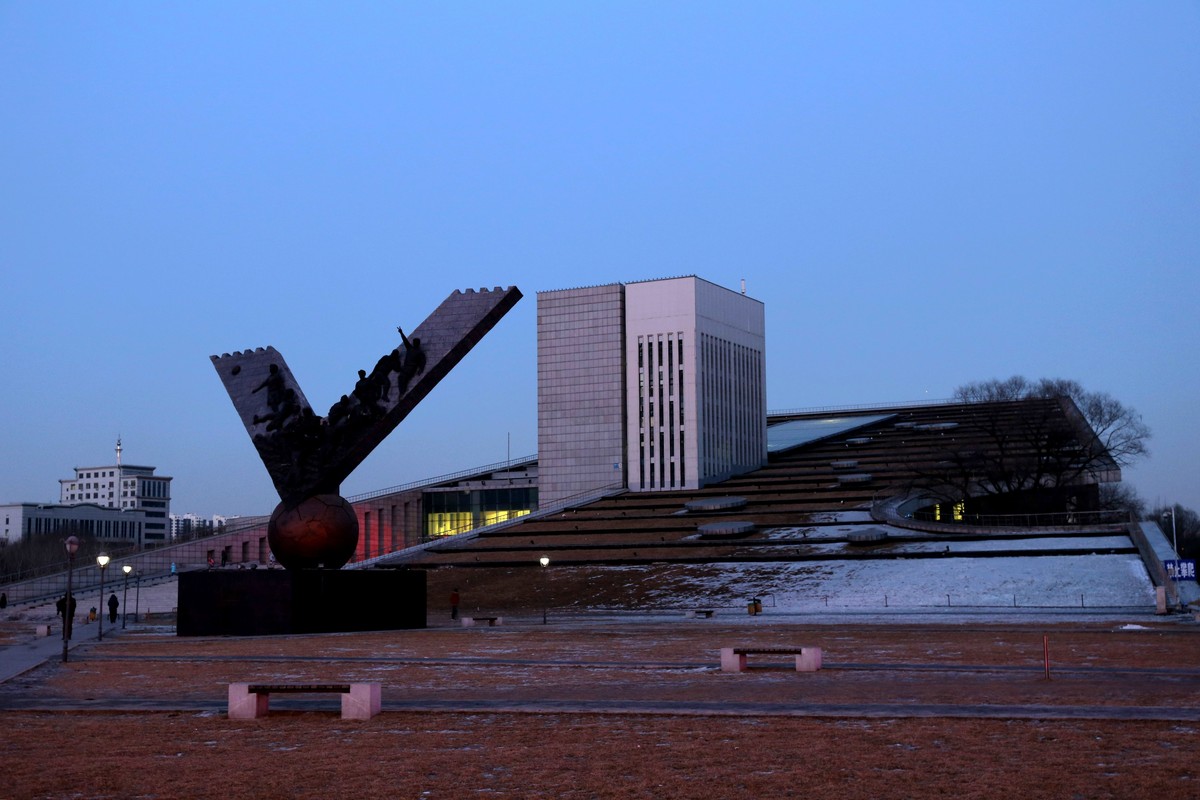 2015.2.8日扫街 夜景习作新 -------沈阳青年大街浑河桥  始