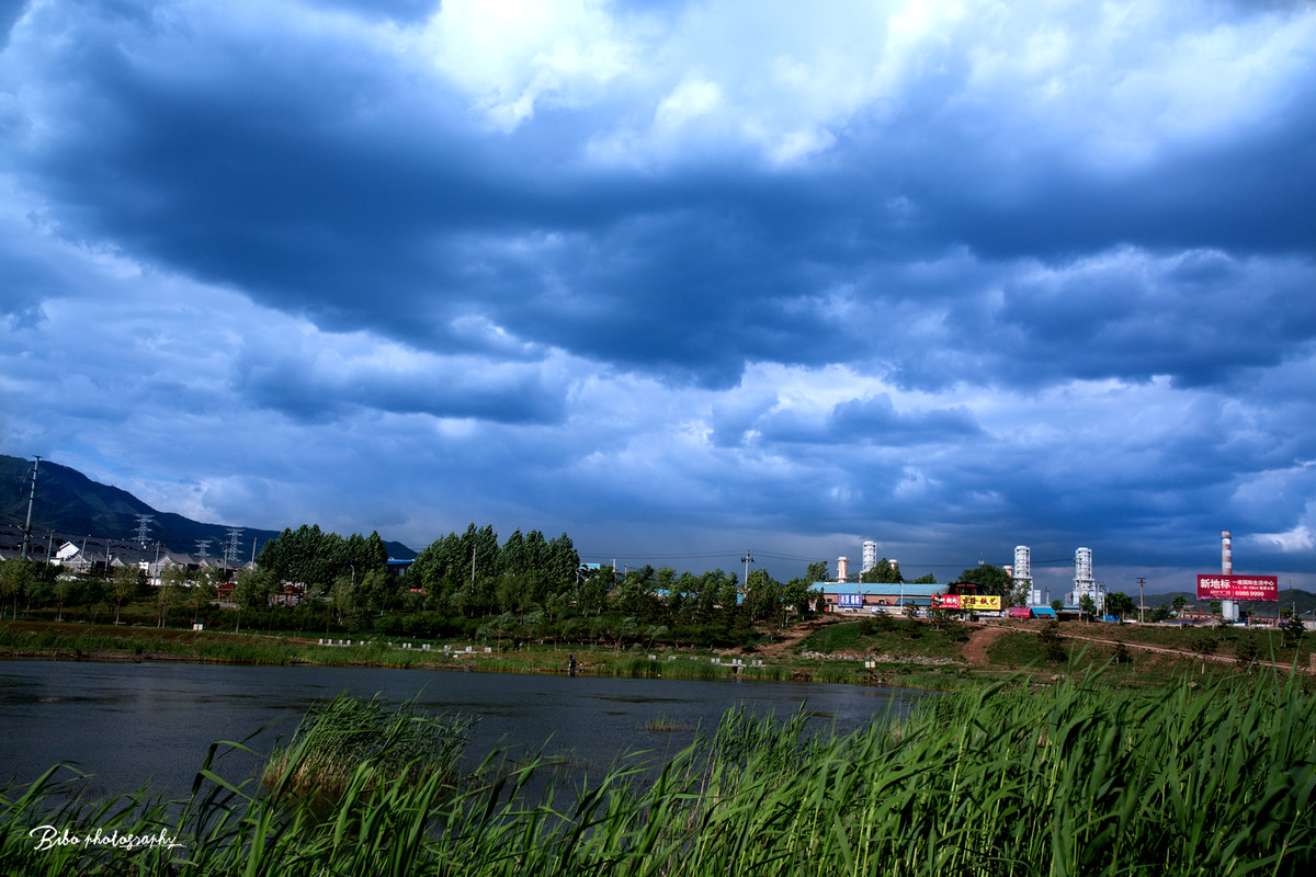 穿秋裤脱秋裤在穿秋裤过后的北京美景