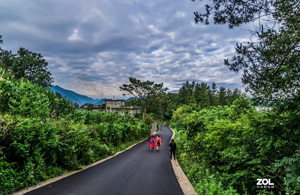 其实低端配置的效果也还不错