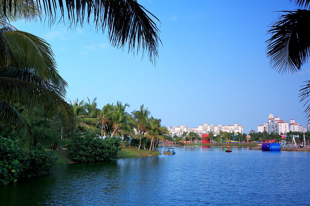 《秀美白沙湖》●海口