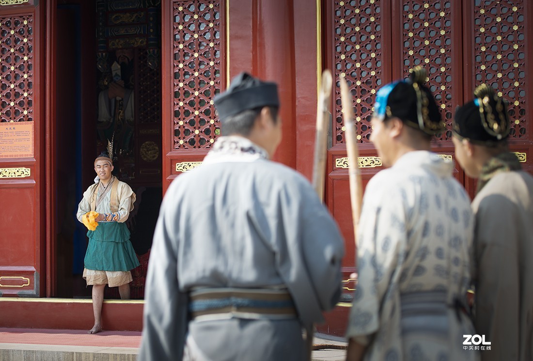 摄影故事片《嫦娥奔月》