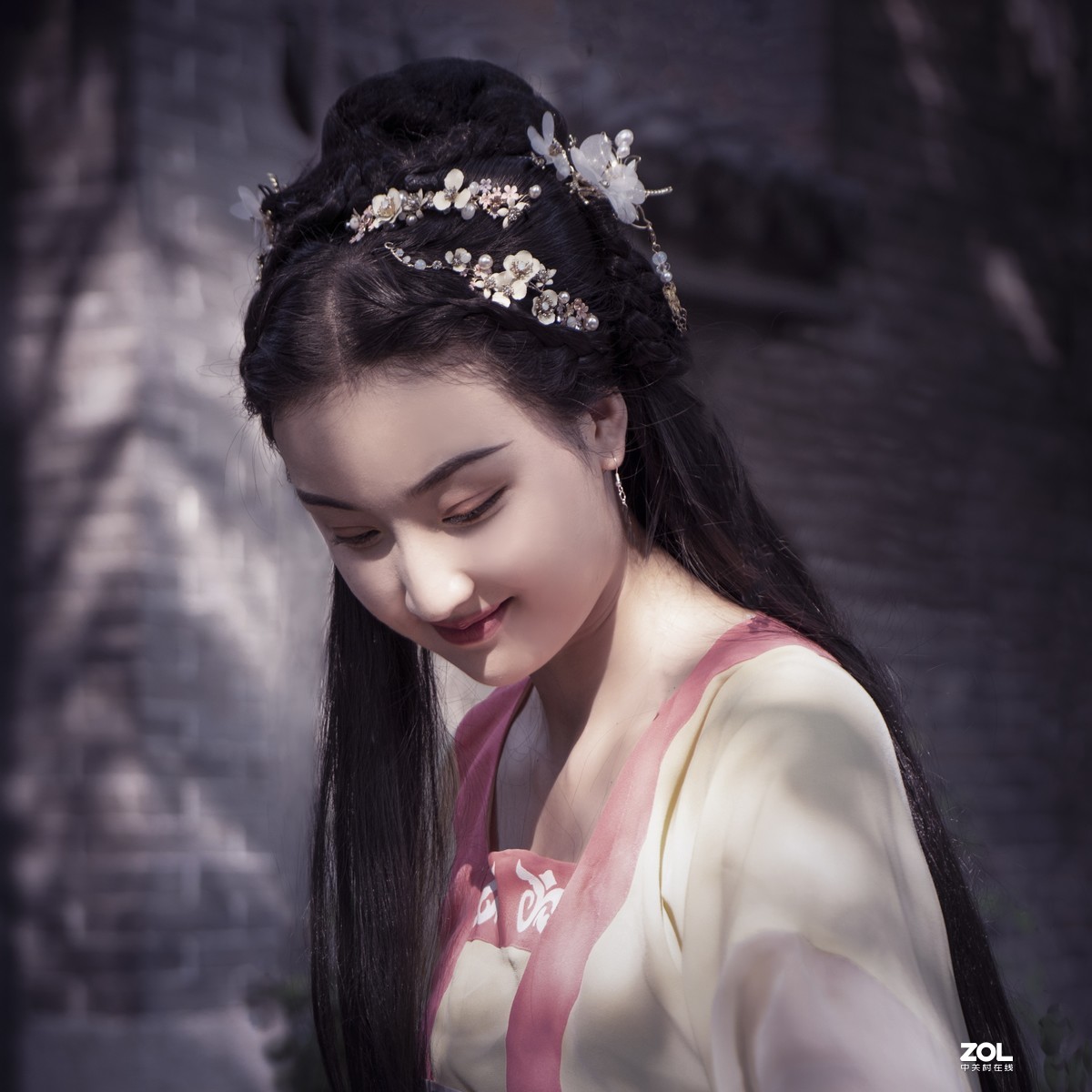 摄影故事片《嫦娥奔月》