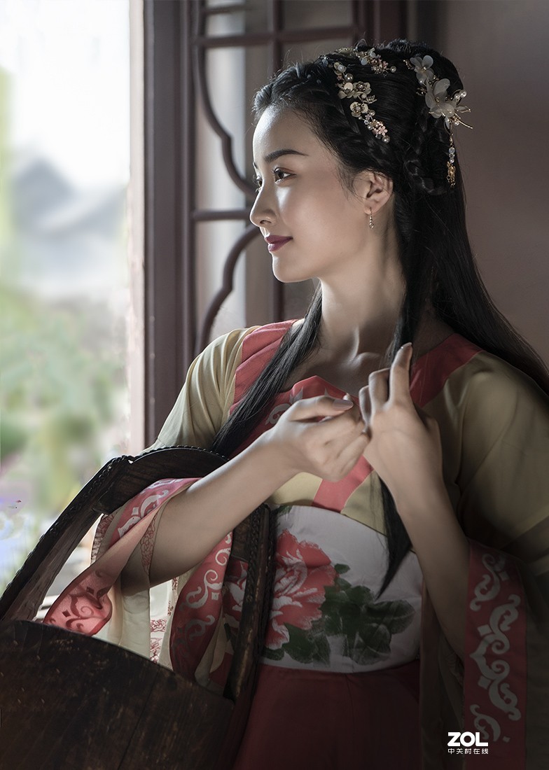 摄影故事片《嫦娥奔月》