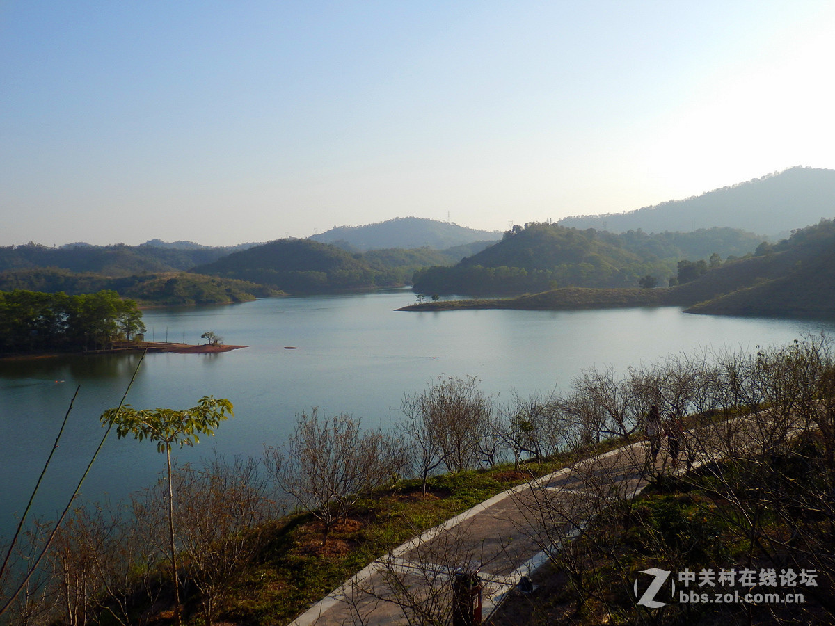 冬季的原生态红花湖风光