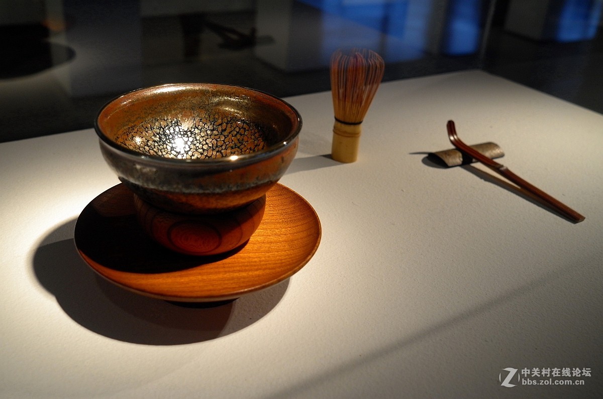 “化铁成金——張桂維金彤油滴展”,