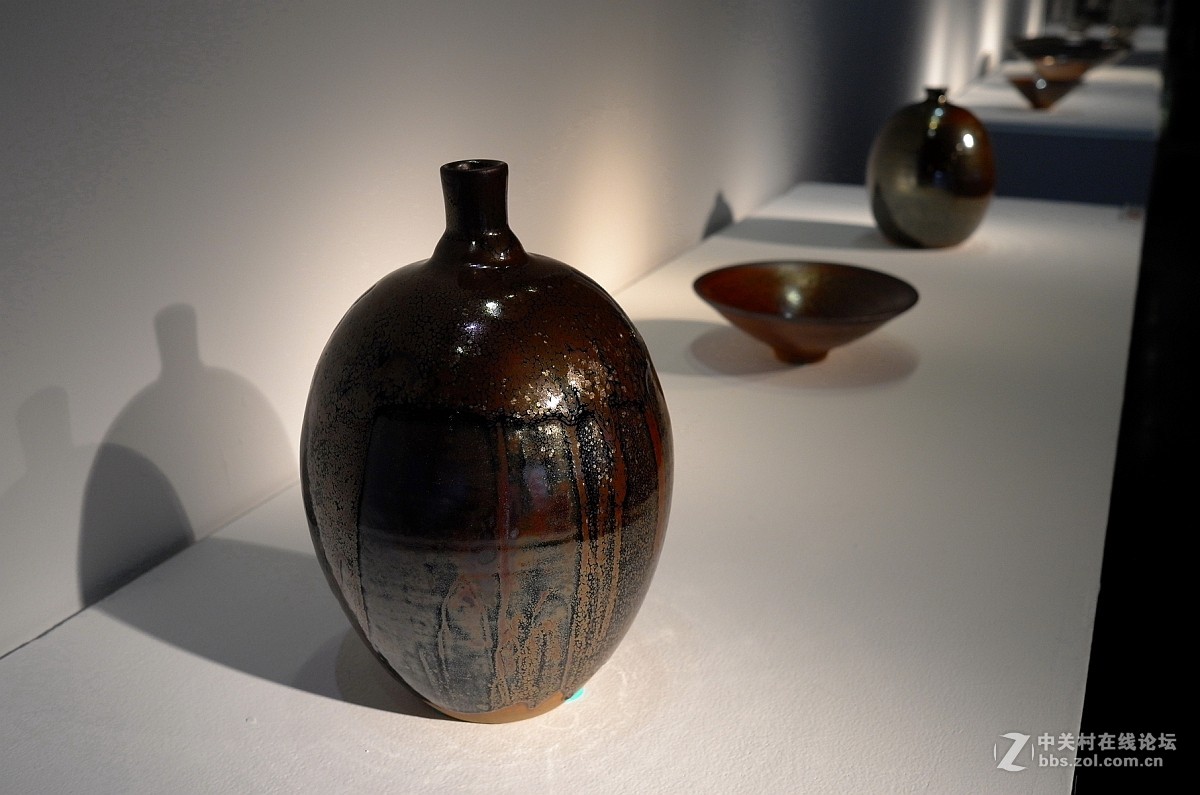 “化铁成金——張桂維金彤油滴展”,