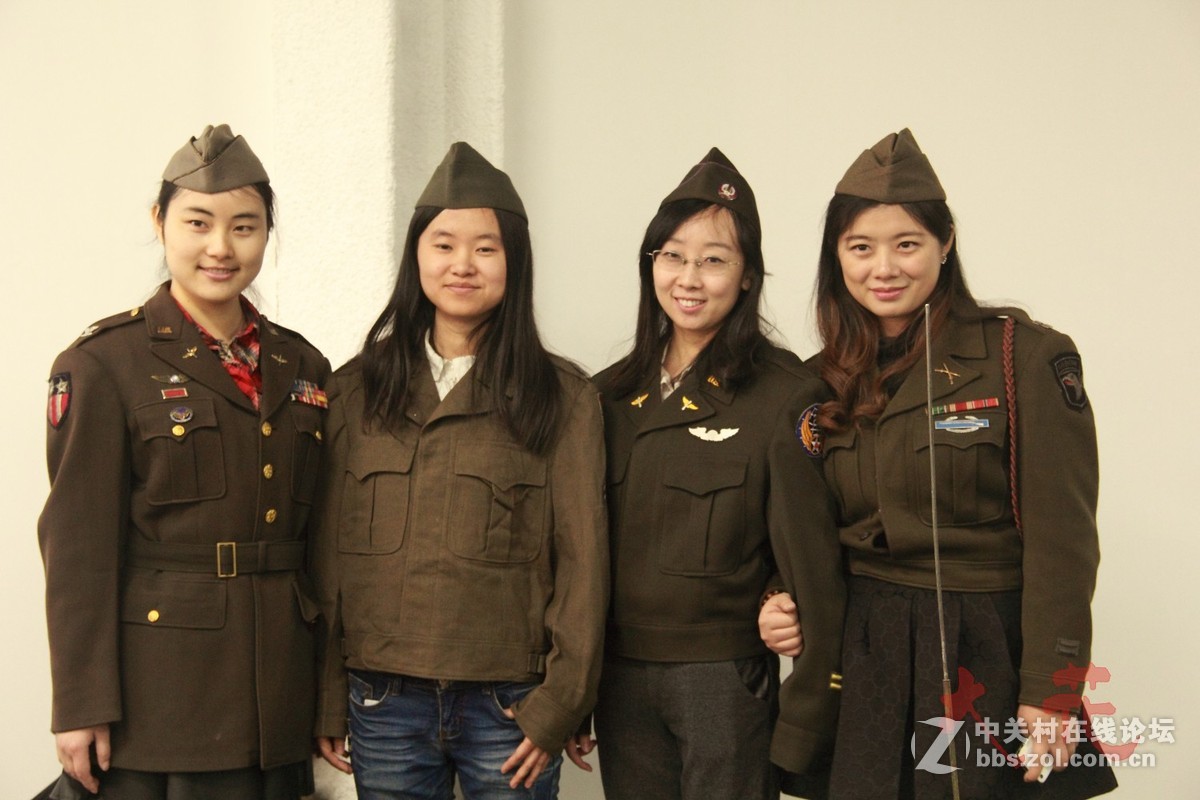 一组军装秀2014年龙骑兵军装秀年会