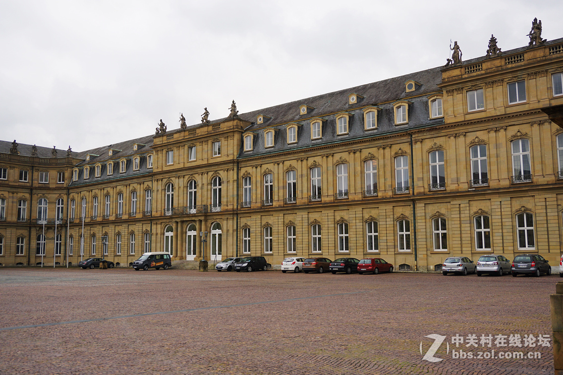 斯图加特街景及皇宫