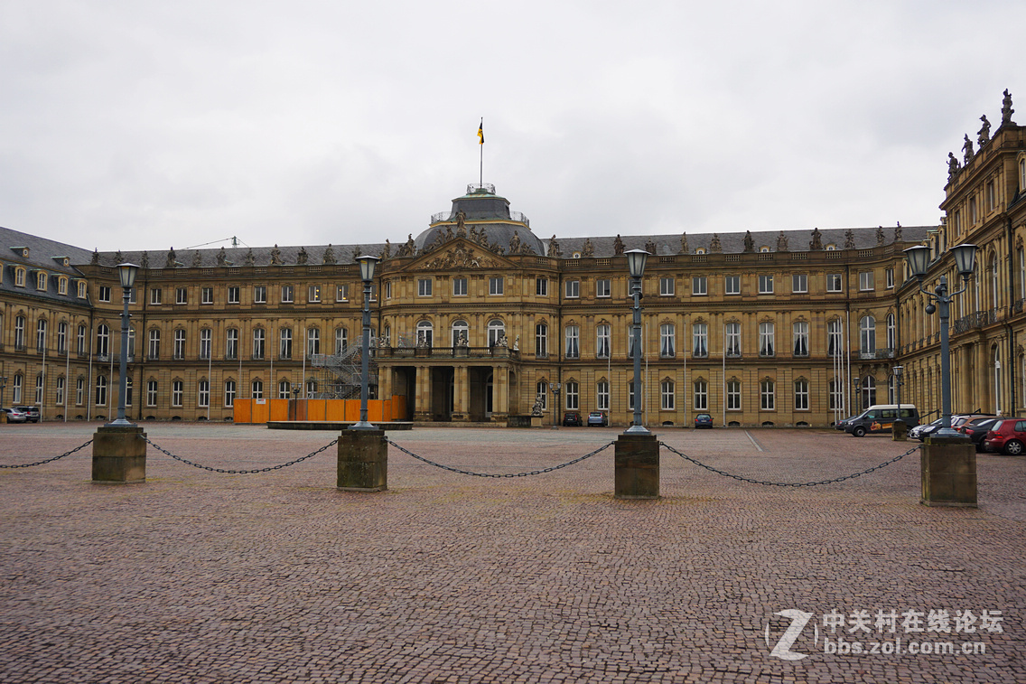 斯图加特街景及皇宫