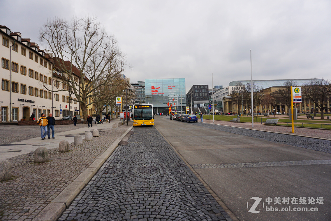 斯图加特街景及皇宫