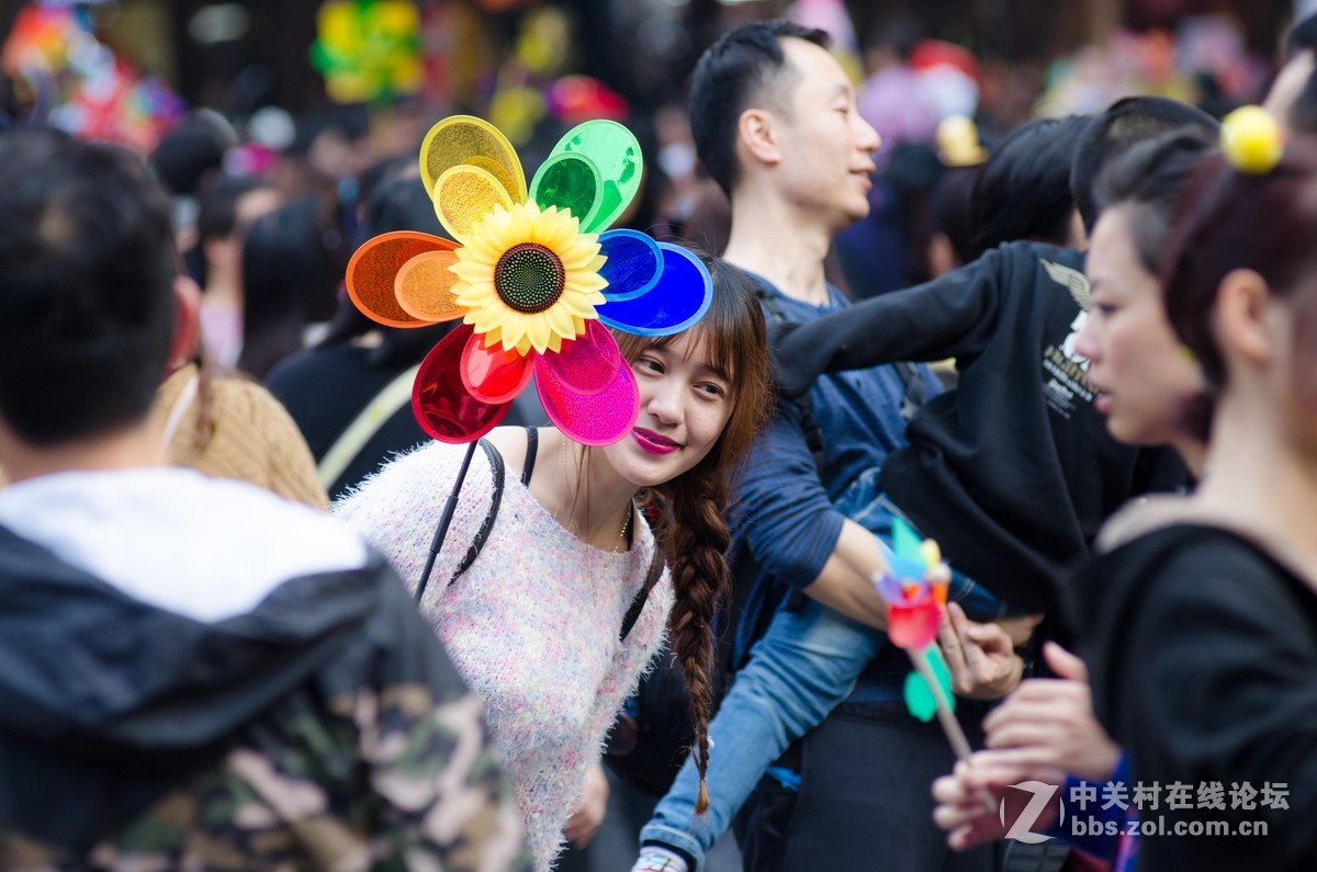 第一次用 D7000 +80-200 2.8 G 扫街人像 【刚没发成功 再发一次】