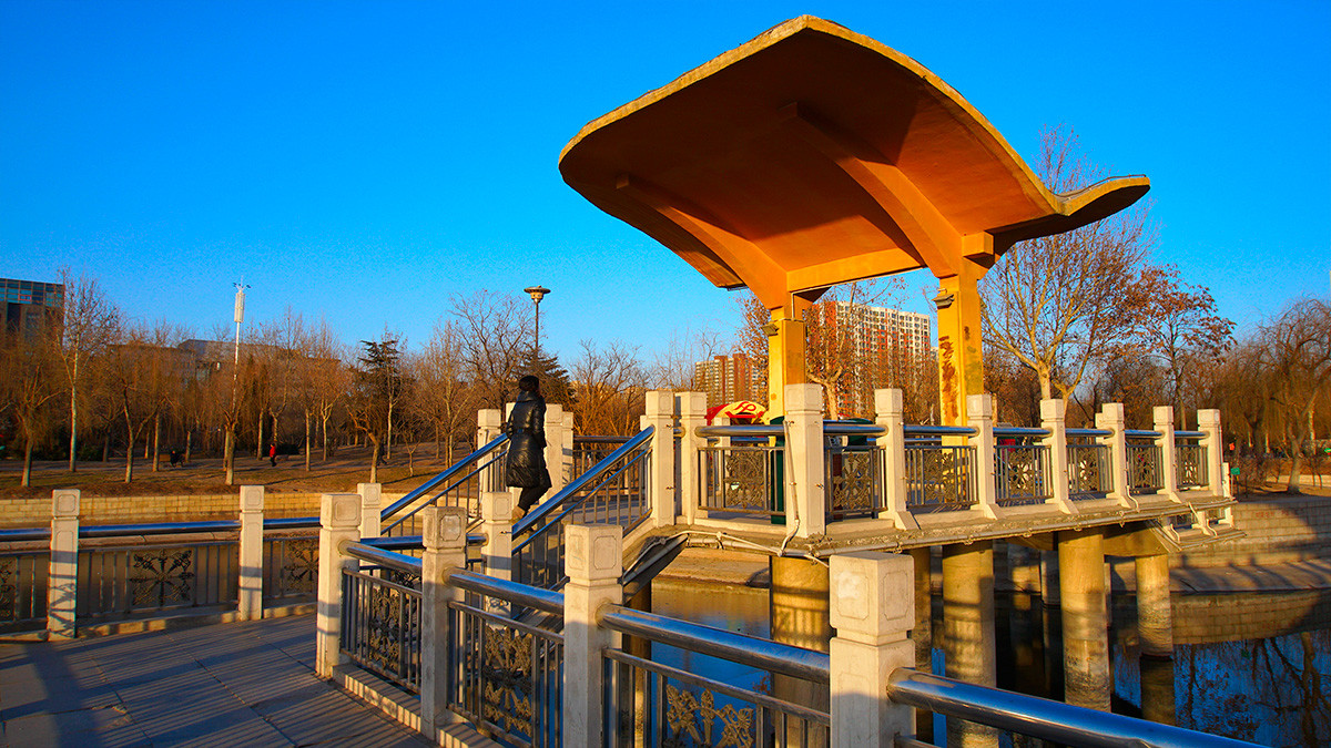 冬日的石家莊水上公園