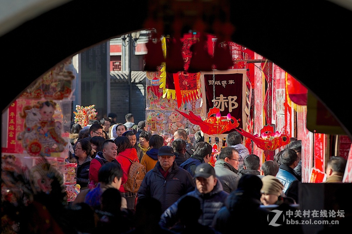 #喜羊羊中国年民俗摄影大赛#——为过年忙碌的人们