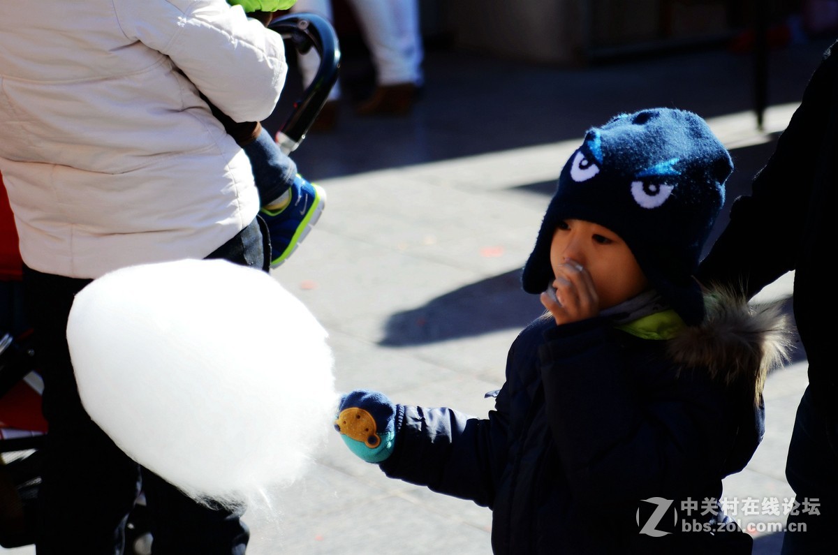 #一个春节，一台相机#喜庆与欢乐