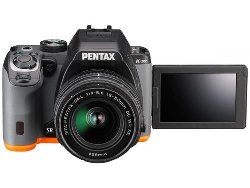 具备高端机性能的世界最小注1的防尘防滴可换镜头数码相机「PENTAX K-S2」新上市