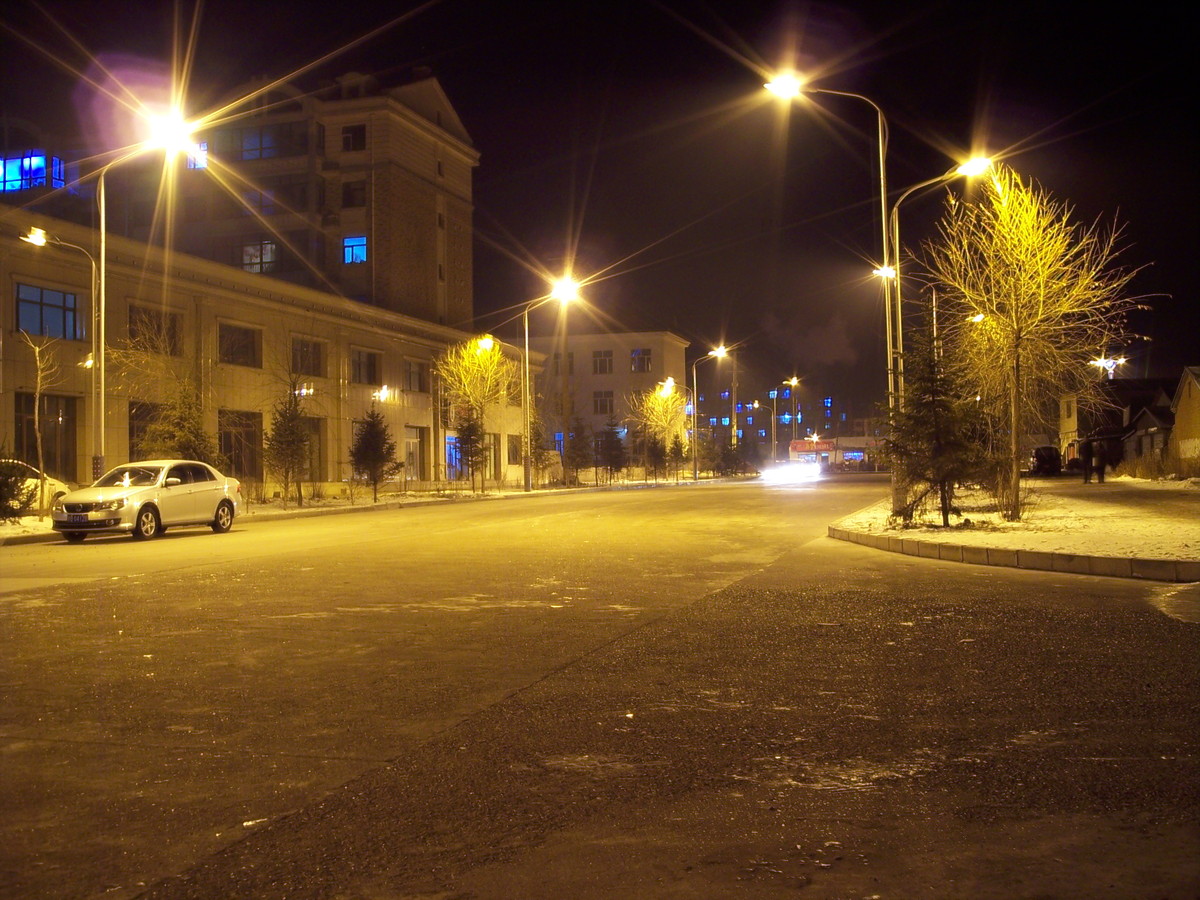 柯达dx7630确实不错，半专业化相机，家用够用了，超棒的镜头