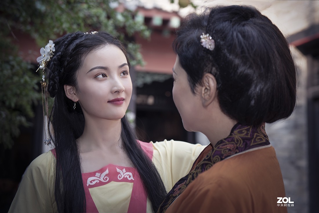 摄影故事片《嫦娥奔月》