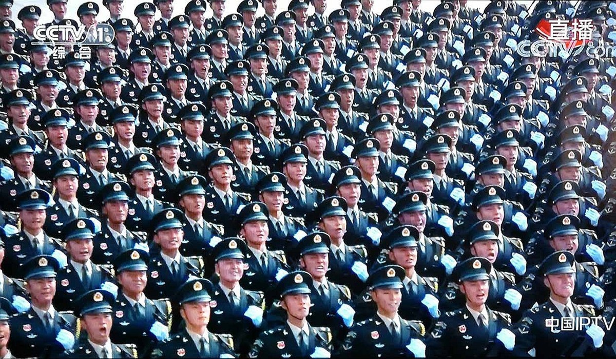 国庆70周年大阅兵分列式央视直播手机摄影