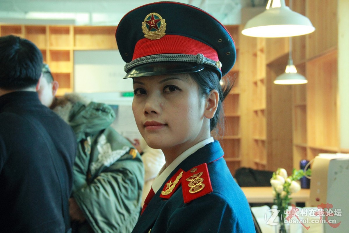 一组军装秀2014年龙骑兵军装秀年会