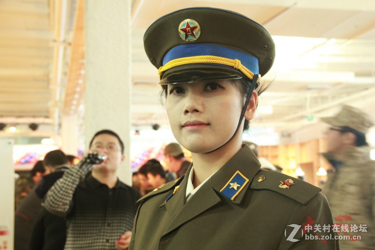 一组军装秀2014年龙骑兵军装秀年会