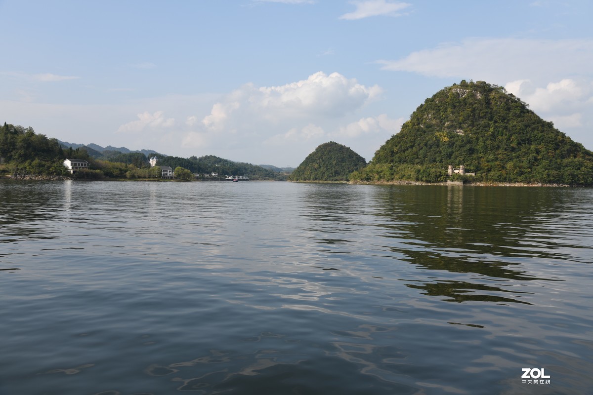 湖光潋滟晴方好