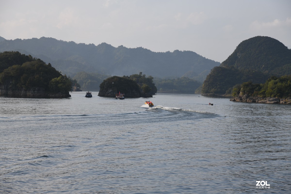 湖光潋滟晴方好