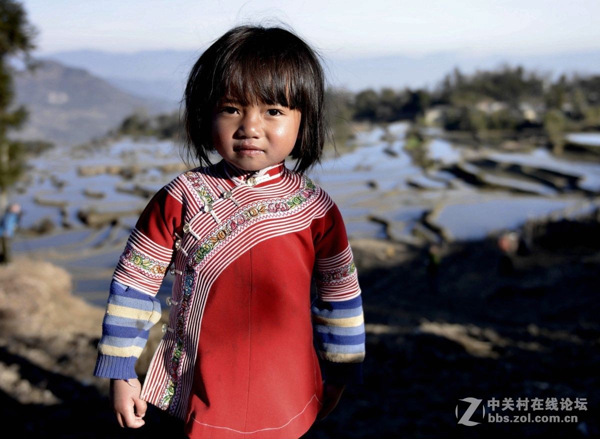 #尼康纪实类作品赏析#第3期《纯朴——云南红河妇女儿童人像速写》