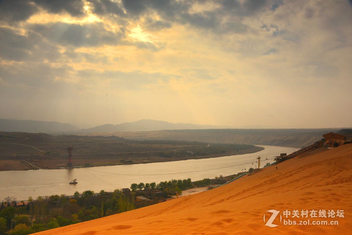 黄河——中华文明的摇篮（宁夏沙坡头）