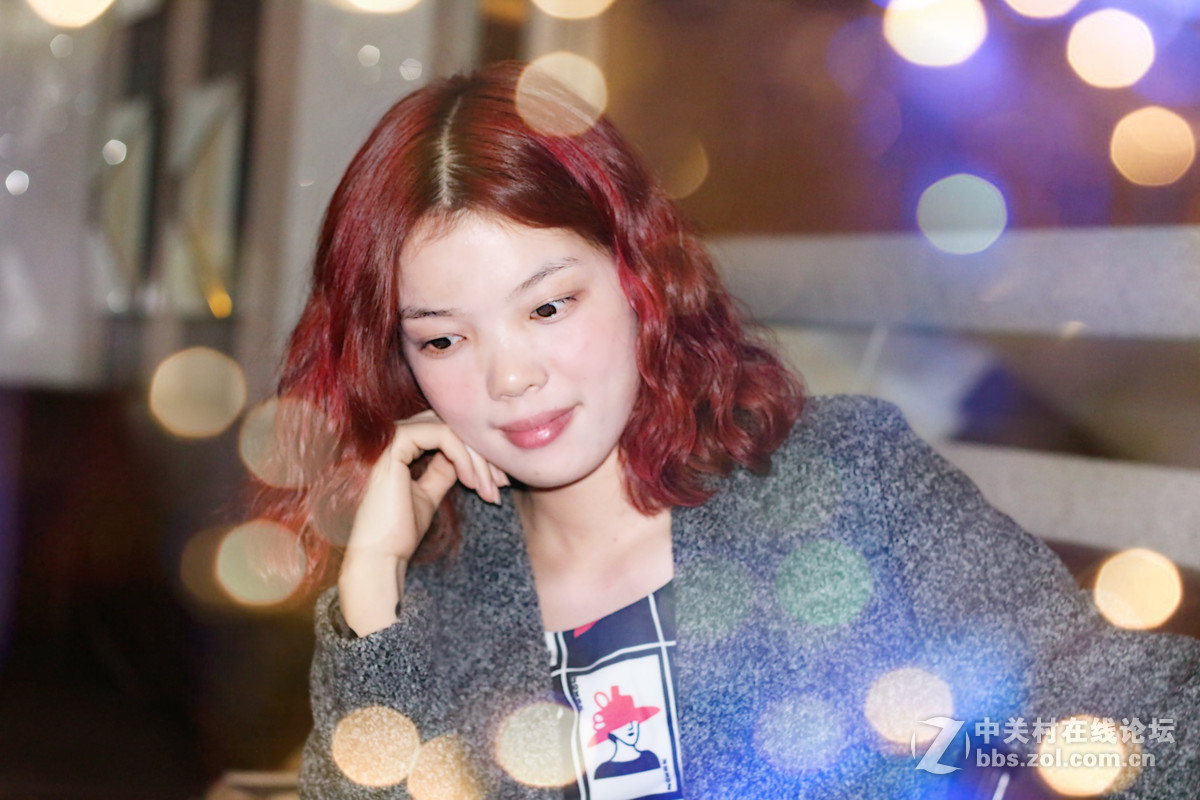 好久没来了，带上一组美女给大家，祝大家新年快乐！