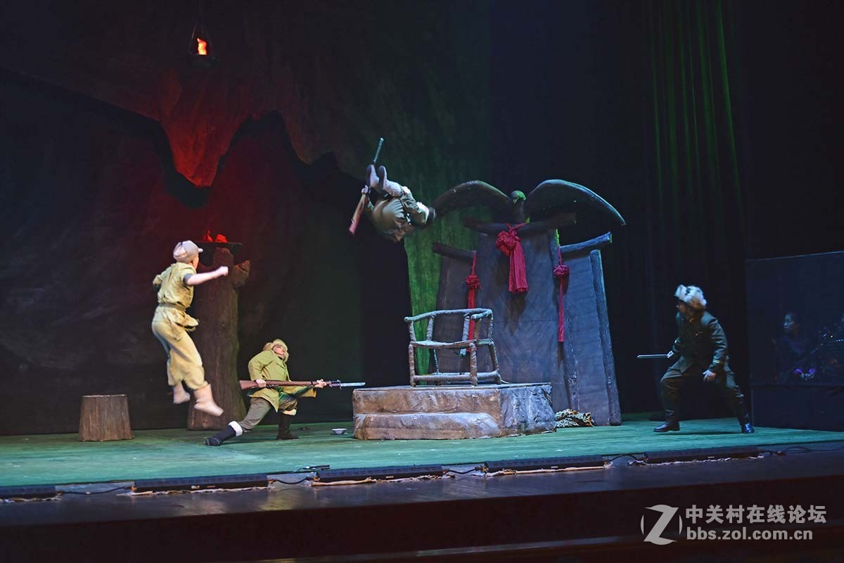 威虎山上的搏杀